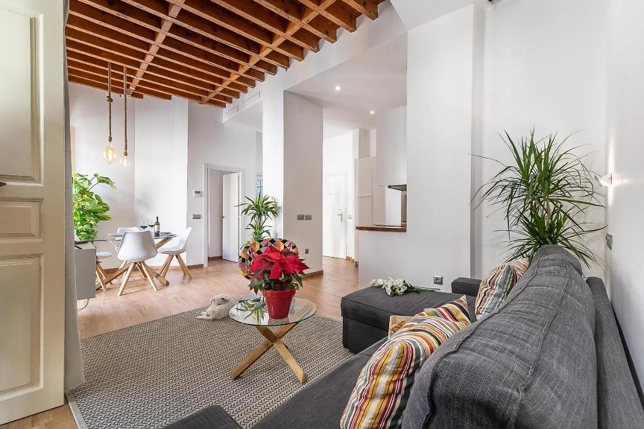 HomeAbroad Apartments - Deluxe Larios Malaga Center