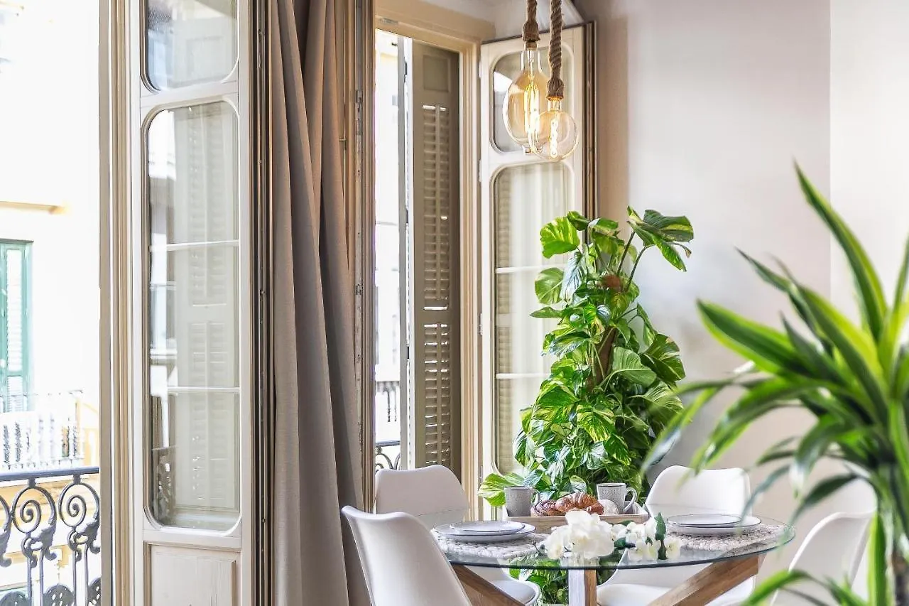 HomeAbroad Apartments - Deluxe Larios Malaga Center
