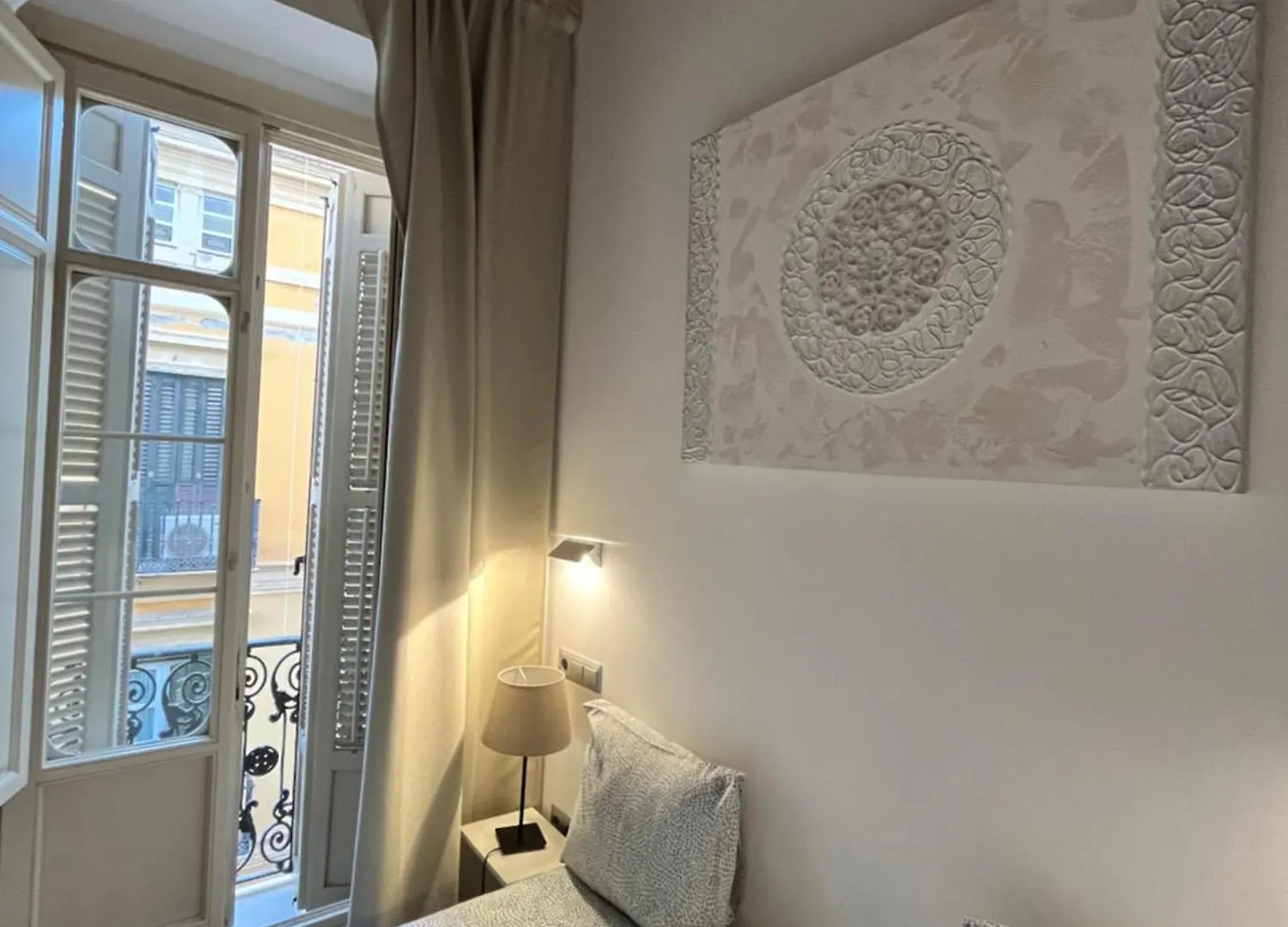 HomeAbroad Apartments - Deluxe Larios Malaga Center España